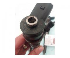 Injectoare BMW 320d E46 cod 0445110131