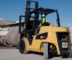 Inchiriem motostivuitoare cu operator   -
